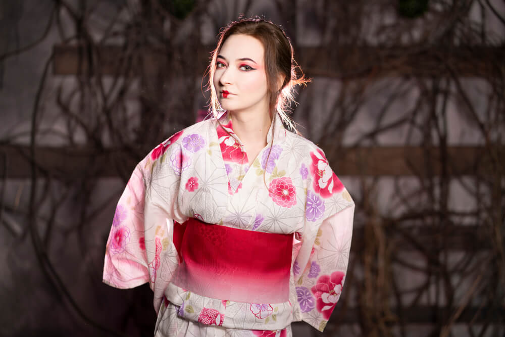 着物を着た外国人女性