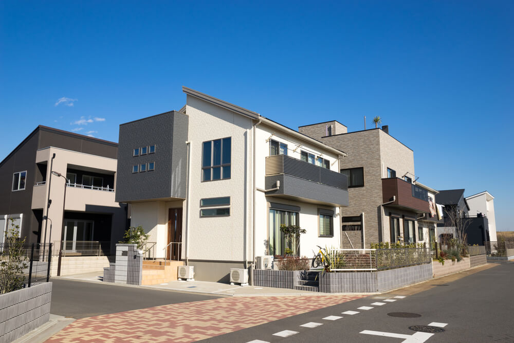 日本の閑静な住宅地風景