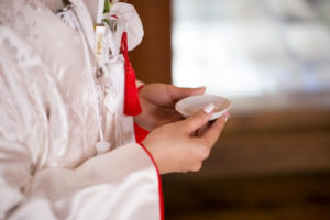 外国人と付き合ったことがない私が国際結婚し、和装結婚式で中国人女性と結婚式を挙げている