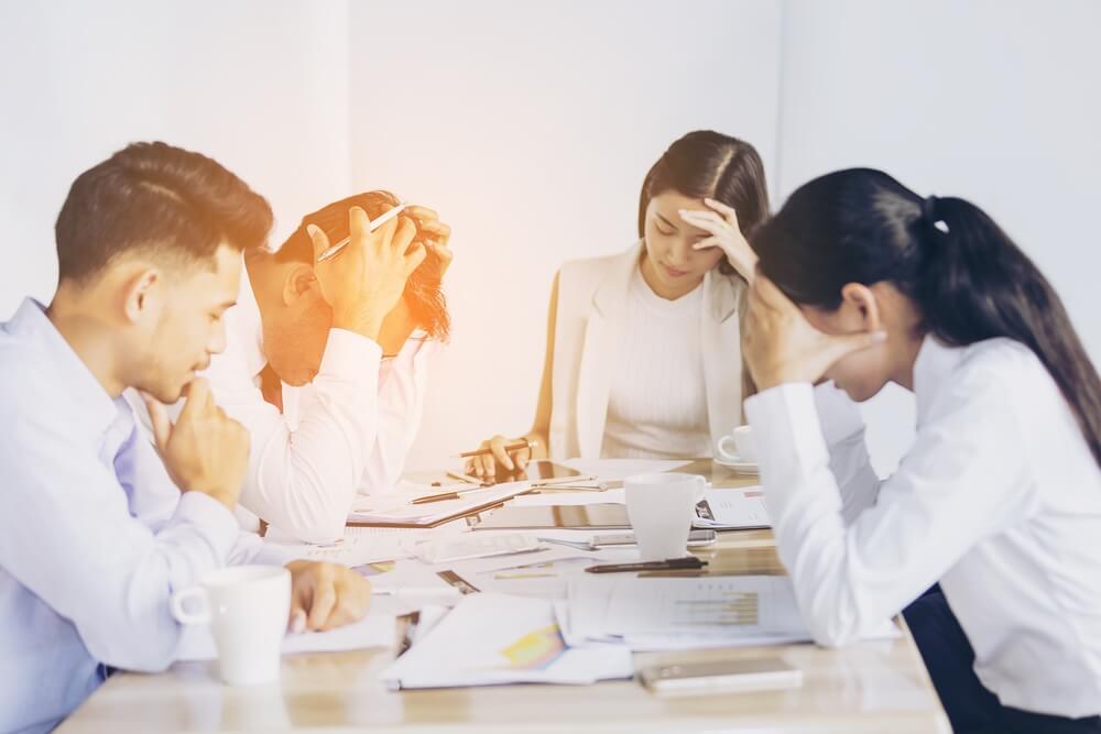 社員がストレスを抱えている