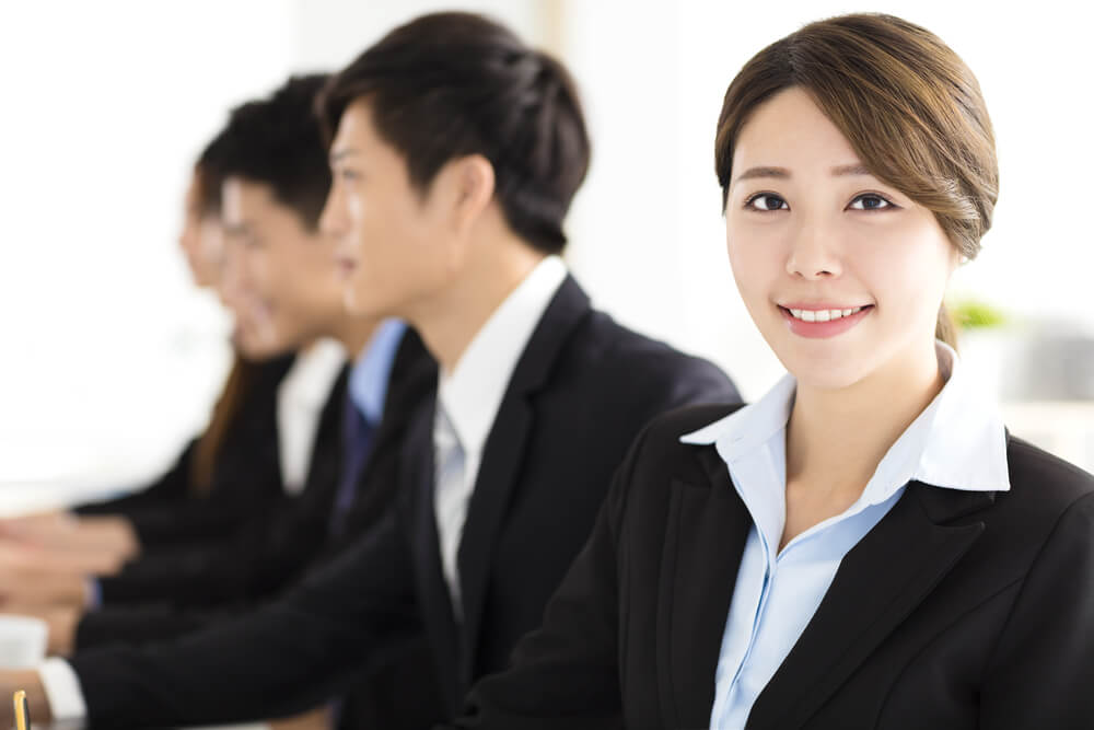 リクルートスーツの中国人留学生