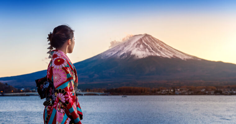 国際結婚をする年齢は何歳くらい?年齢差はどれくらい?配偶者ビザが降りないって本当?