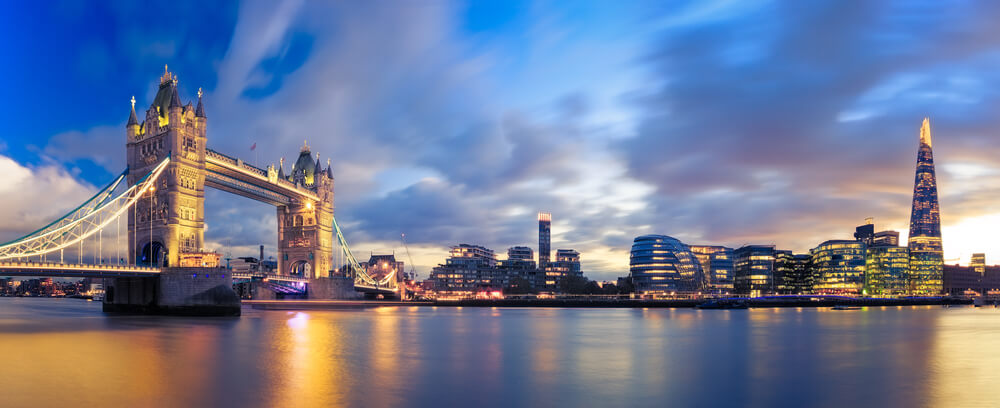 ロンドンブリッジの夕焼け風景